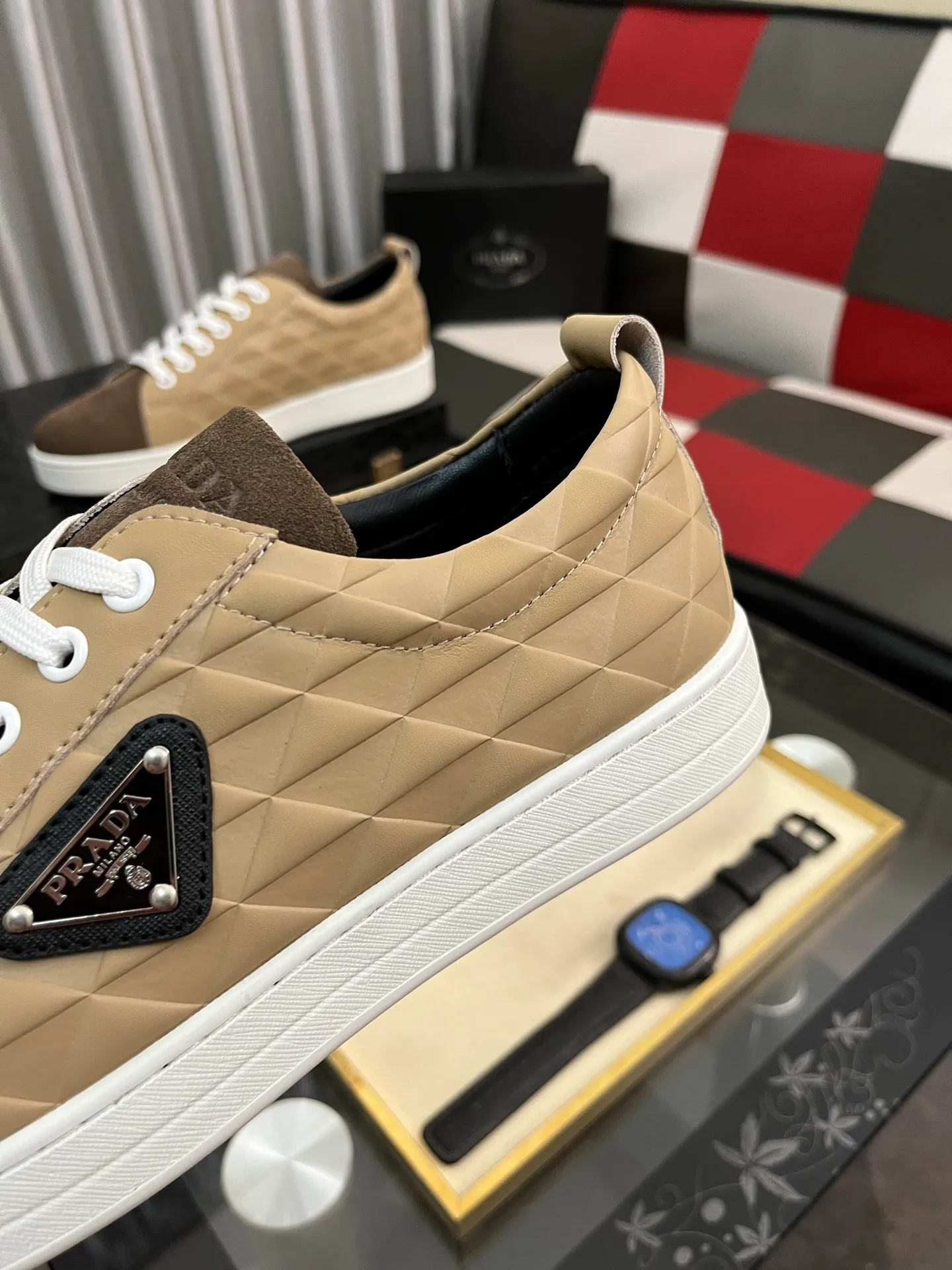 Men's shoes 💰440⌚️⌚️Prada•PRADA original quality.~ Unique modern style sneakers. 🏃A must-have casual shoe for trendy men😍😍 Original brand imported from Italy, imported original leather, sheep lining (refuses to discolor and grind feet) Sole: Original sole provided by the original factory, French lazy style design ⚠️Fit to the feet, original quality, super comfortable original sole. Code number: 38-444️⃣Colors available